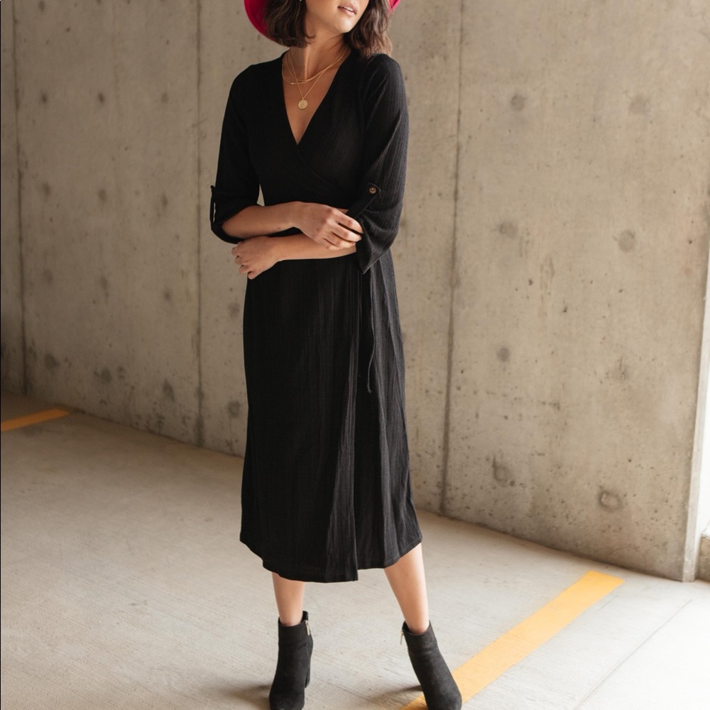 Black Ribbed Knit Midi Wrap Dress - Picture 5 of 16